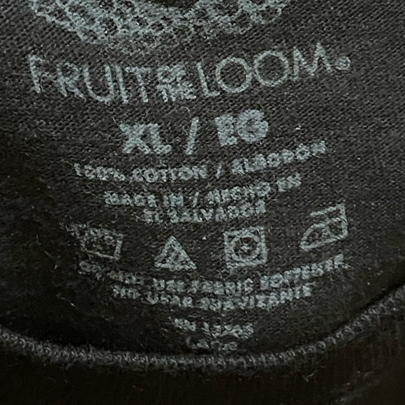 Global citizen tee - Picture 3 of 3